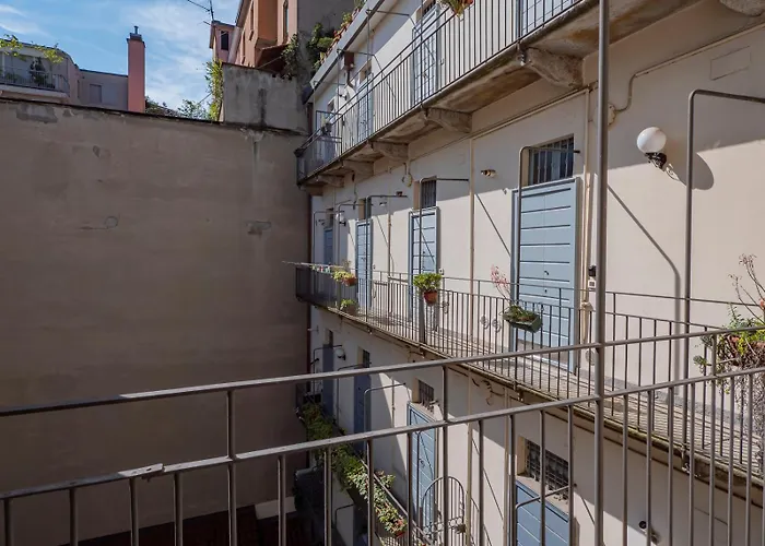 Xenia Apartments - Renovated Two-Room Apartment In Sant'Ambrogio